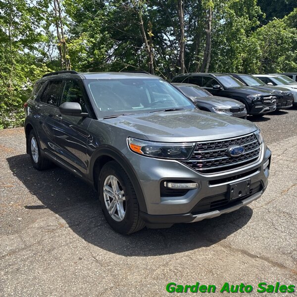 2022 Ford Explorer XLT   - Photo 1 - Newark, NJ 07114