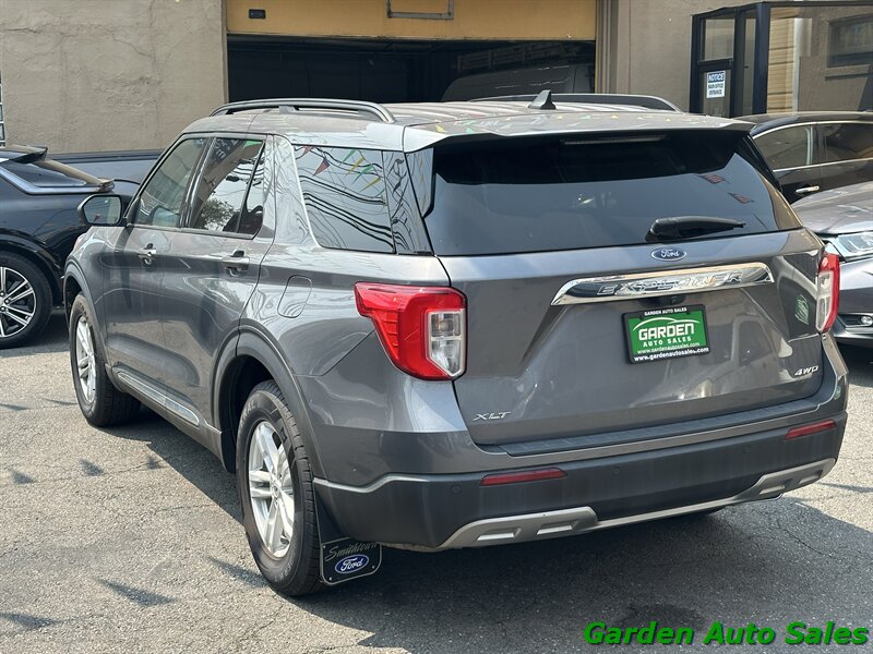 2022 Ford Explorer XLT - Photo 8