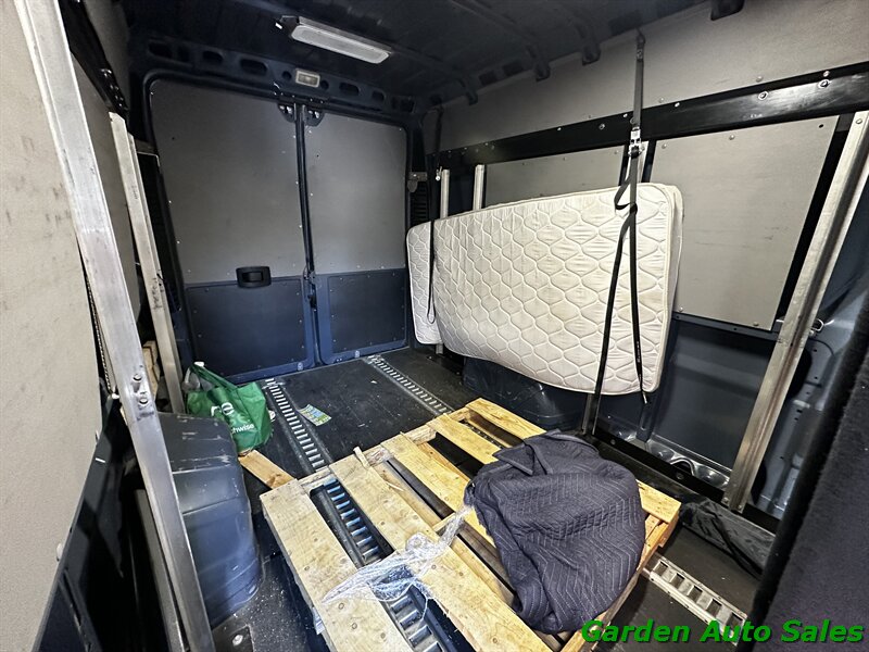 2019 RAM ProMaster 3500 159 WB   - Photo 16 - Newark, NJ 07114