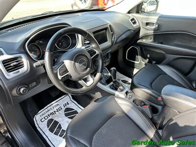 2019 Jeep Compass LATITUDE  4x4 + Leather - Photo 13 - Newark, NJ 07114