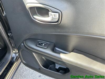 2019 Jeep Compass LATITUDE  4x4 + Leather - Photo 24 - Newark, NJ 07114