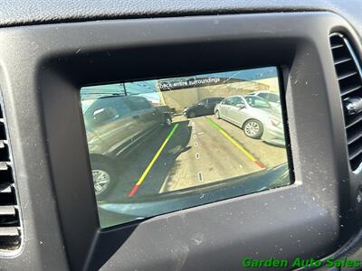 2019 Jeep Compass LATITUDE  4x4 + Leather - Photo 33 - Newark, NJ 07114