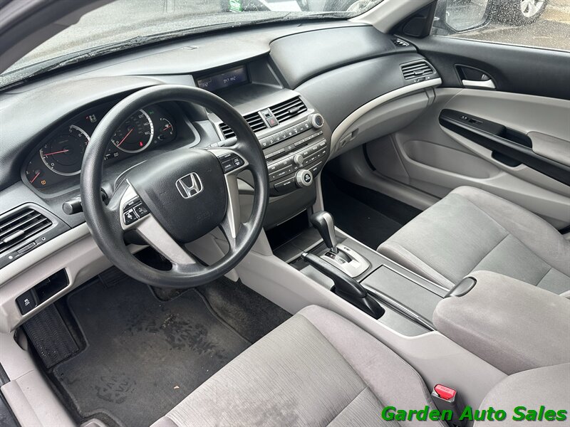 2012 Honda Accord LX - Photo 7