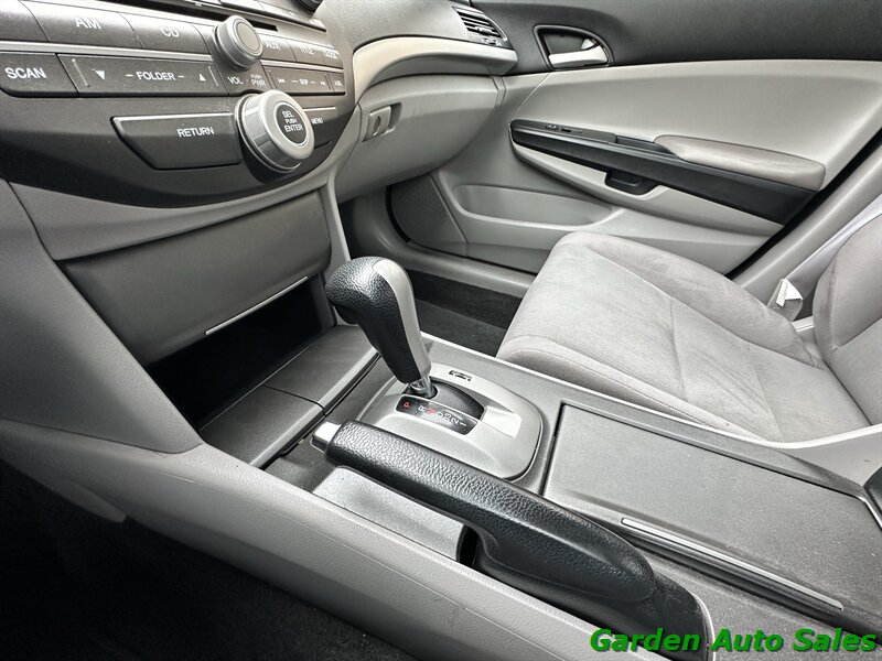 2012 Honda Accord LX - Photo 21