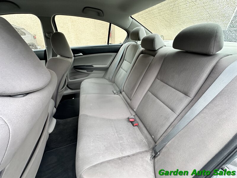 2012 Honda Accord LX - Photo 9