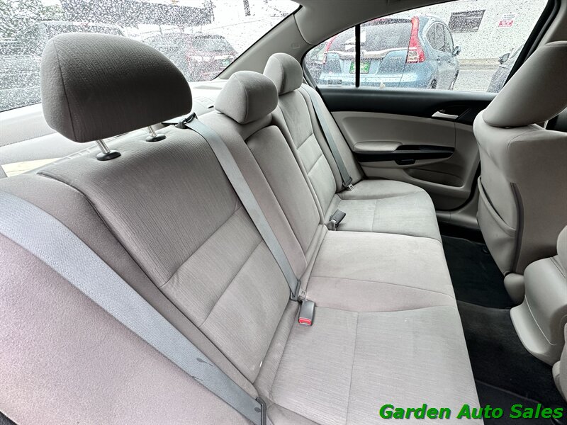 2012 Honda Accord LX - Photo 15