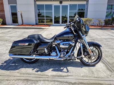 2021 Harley-Davidson® FLHX - Street Glide®   - Photo 2 - Palm Bay, FL 32905