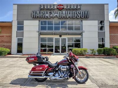 2014 Harley-Davidson® FLHTKSE - CVO™ Limited   - Photo 12 - Palm Bay, FL 32905