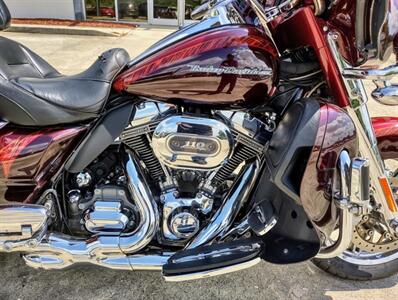 2014 Harley-Davidson® FLHTKSE - CVO™ Limited   - Photo 3 - Palm Bay, FL 32905