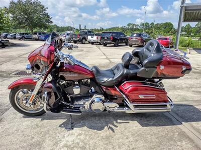 2014 Harley-Davidson® FLHTKSE - CVO™ Limited   - Photo 8 - Palm Bay, FL 32905