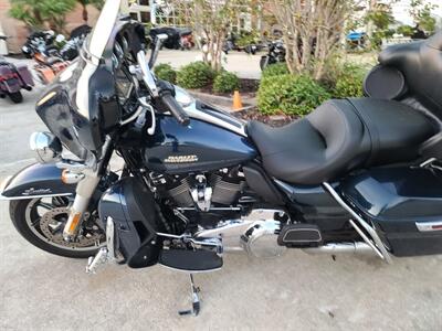 2017 Harley-Davidson® FLHTK - Ultra Limited   - Photo 8 - Palm Bay, FL 32905