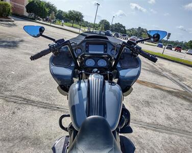 2018 Harley-Davidson® FLTRXSE - CVO™ Road Glide®   - Photo 5 - Palm Bay, FL 32905