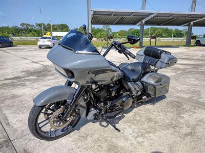 2018 Harley-Davidson® FLTRXSE - CVO™ Road Glide®   - Photo 7 - Palm Bay, FL 32905