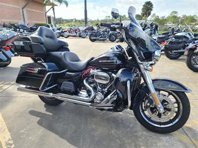 2017 Harley-Davidson® FLHTK - Ultra Limited   - Photo 2 - Palm Bay, FL 32905