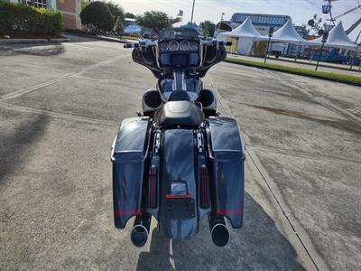 2019 Harley-Davidson® FLHXSE - CVO™ Street Glide®   - Photo 3 - Palm Bay, FL 32905