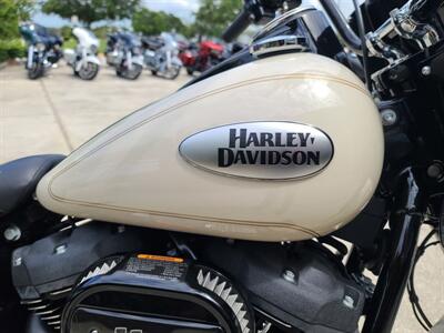 2022 Harley-Davidson® FLHCS - Heritage Classic 114   - Photo 4 - Palm Bay, FL 32905