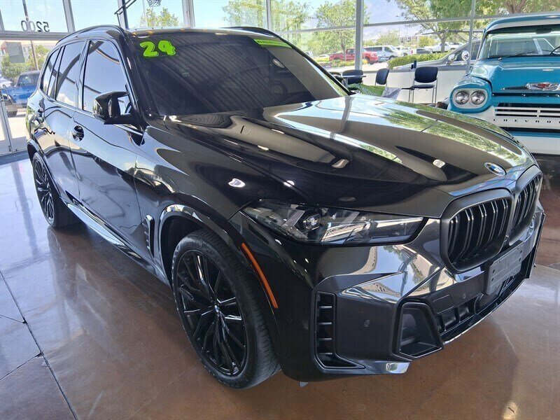 2024 BMW X5 M60i  