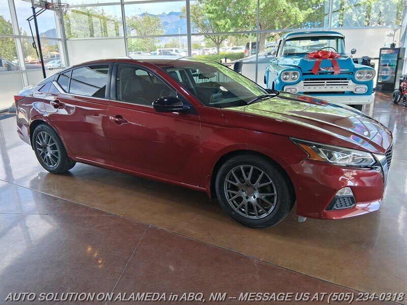 2020 Nissan Altima 2.5 SR  