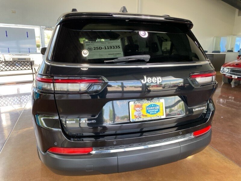 2022 Jeep Grand Cherokee L Laredo   - Photo 13 - Albuquerque, NM 87113