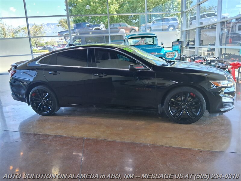 2022 Chevrolet Malibu LT  