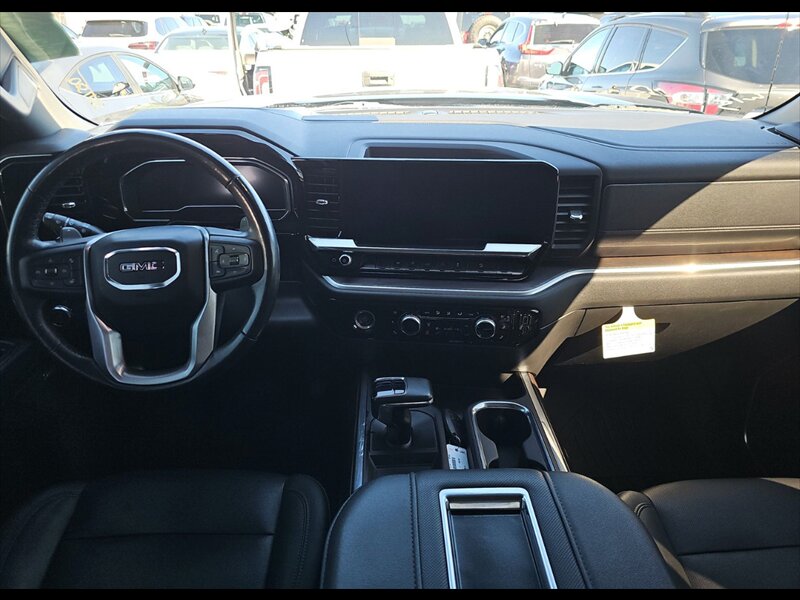 2022 GMC Sierra 1500 SLT   - Photo 10 - Albuquerque, NM 87113