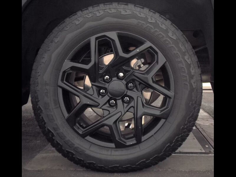 2022 GMC Sierra 1500 SLT   - Photo 6 - Albuquerque, NM 87113