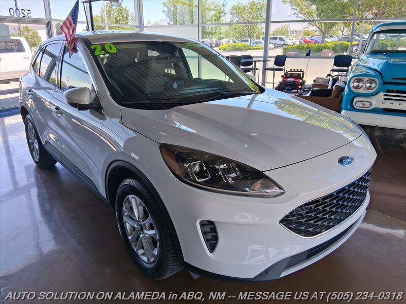 2020 Ford Escape SE - Photo 1 - Albuquerque, NM 87113