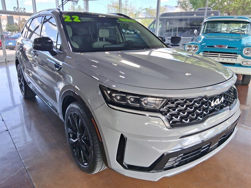2022 Kia Sorento SX  