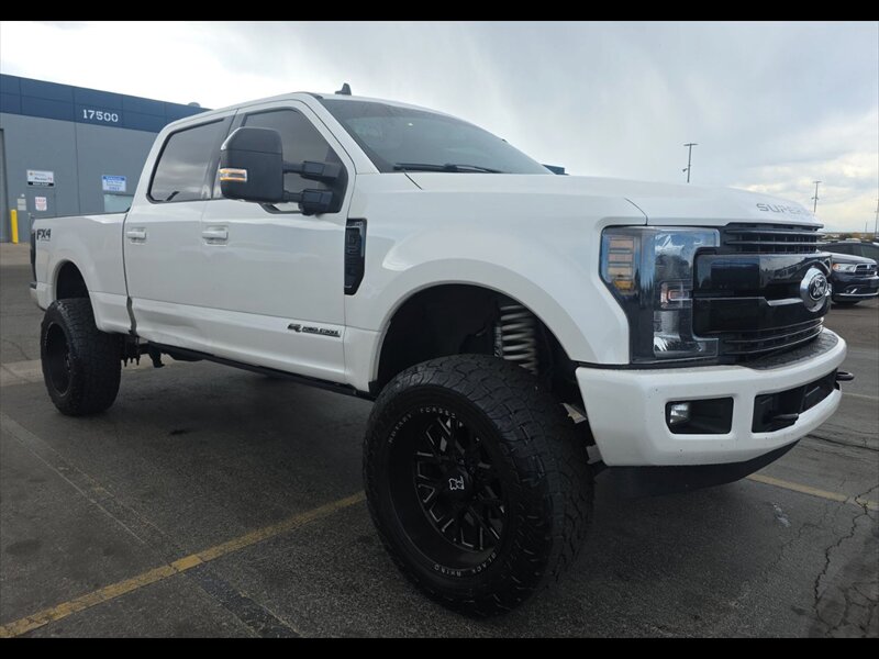2019 Ford F-250 Super Duty Lariat   - Photo 4 - Albuquerque, NM 87113