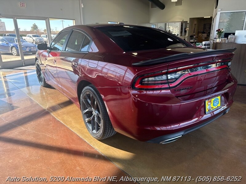 2021 Dodge Charger SXT photo 5