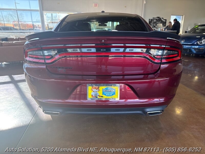 2021 Dodge Charger SXT photo 4