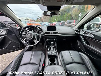 2018 Mazda Mazda3 Touring   - Photo 10 - Santa Cruz, CA 95060