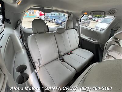 2014 Toyota Sienna XLE 8-Passenger   - Photo 15 - Santa Cruz, CA 95060