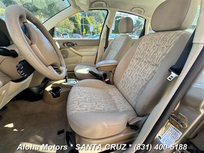 2005 Ford Focus ZX4 S   - Photo 12 - Santa Cruz, CA 95060