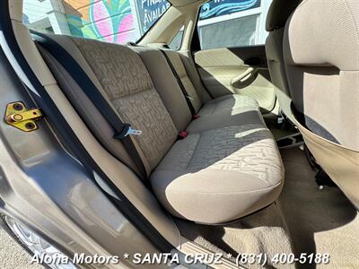 2005 Ford Focus ZX4 S   - Photo 14 - Santa Cruz, CA 95060