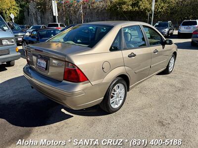 2005 Ford Focus ZX4 S   - Photo 7 - Santa Cruz, CA 95060