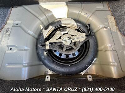 2005 Ford Focus ZX4 S   - Photo 18 - Santa Cruz, CA 95060
