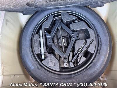 2010 Subaru Legacy 2.5i Premium   - Photo 10 - Santa Cruz, CA 95060