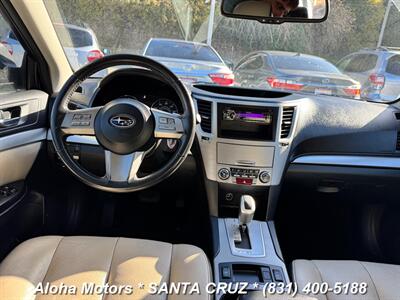 2010 Subaru Legacy 2.5i Premium   - Photo 14 - Santa Cruz, CA 95060