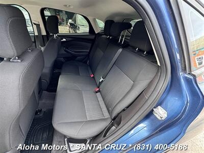 2018 Ford Focus SEL   - Photo 12 - Santa Cruz, CA 95060