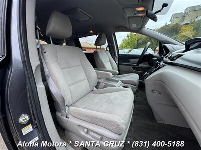 2017 Honda Odyssey SE   - Photo 16 - Santa Cruz, CA 95060