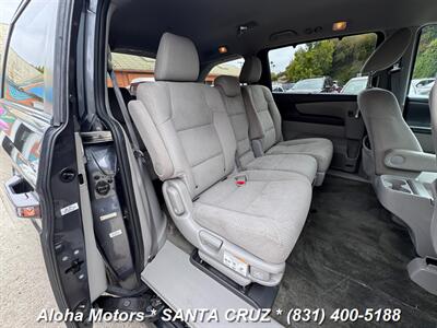 2017 Honda Odyssey SE   - Photo 15 - Santa Cruz, CA 95060