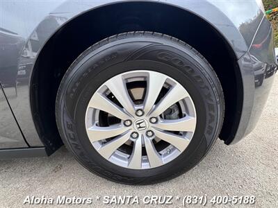 2017 Honda Odyssey SE   - Photo 21 - Santa Cruz, CA 95060