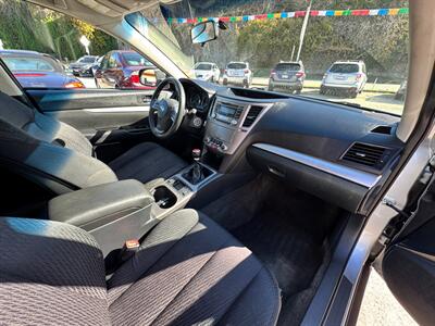 2012 Subaru Outback 2.5i Premium   - Photo 19 - Santa Cruz, CA 95060