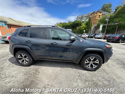 2016 Jeep Cherokee Trailhawk   - Photo 8 - Santa Cruz, CA 95060