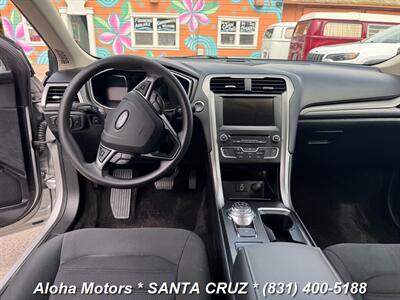 2018 Ford Fusion Hybrid SE   - Photo 10 - Santa Cruz, CA 95060