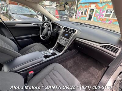 2018 Ford Fusion Hybrid SE   - Photo 15 - Santa Cruz, CA 95060