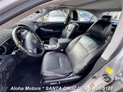 2011 Lexus ES 350   - Photo 15 - Santa Cruz, CA 95060