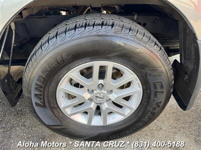 2019 Nissan Frontier SV V6   - Photo 9 - Santa Cruz, CA 95060
