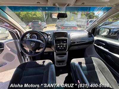 2017 Dodge Grand Caravan SE   - Photo 11 - Santa Cruz, CA 95060